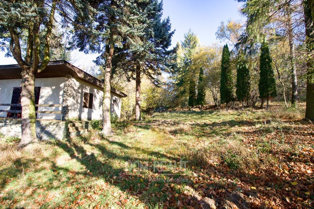 Nehnuteľnosť DOM-REALÍT, - Chata s 30 árovým pozemkom
