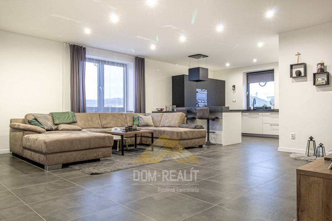 Nehnuteľnosť DOM-REALÍT,  ponúka krásnu novostavbu 3- izbového RD v obci Pohranice