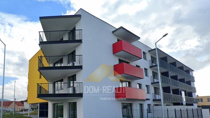 Nehnuteľnosť DOM-REALÍT,- ponúka na predaj veľký 3i byt v obľúbenom projekte Kozlisko v Stupave